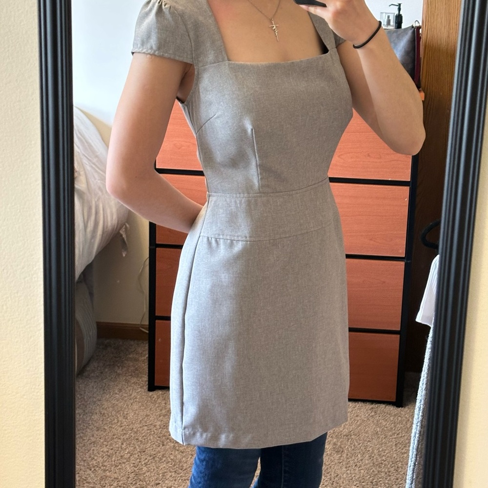 RIHOAS Gray Midi Dress with Square Neck and Puff Cap Sleeves